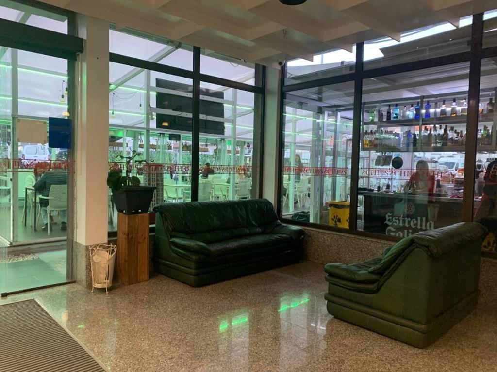 Hotel Chips Ferrol Narón Екстериор снимка