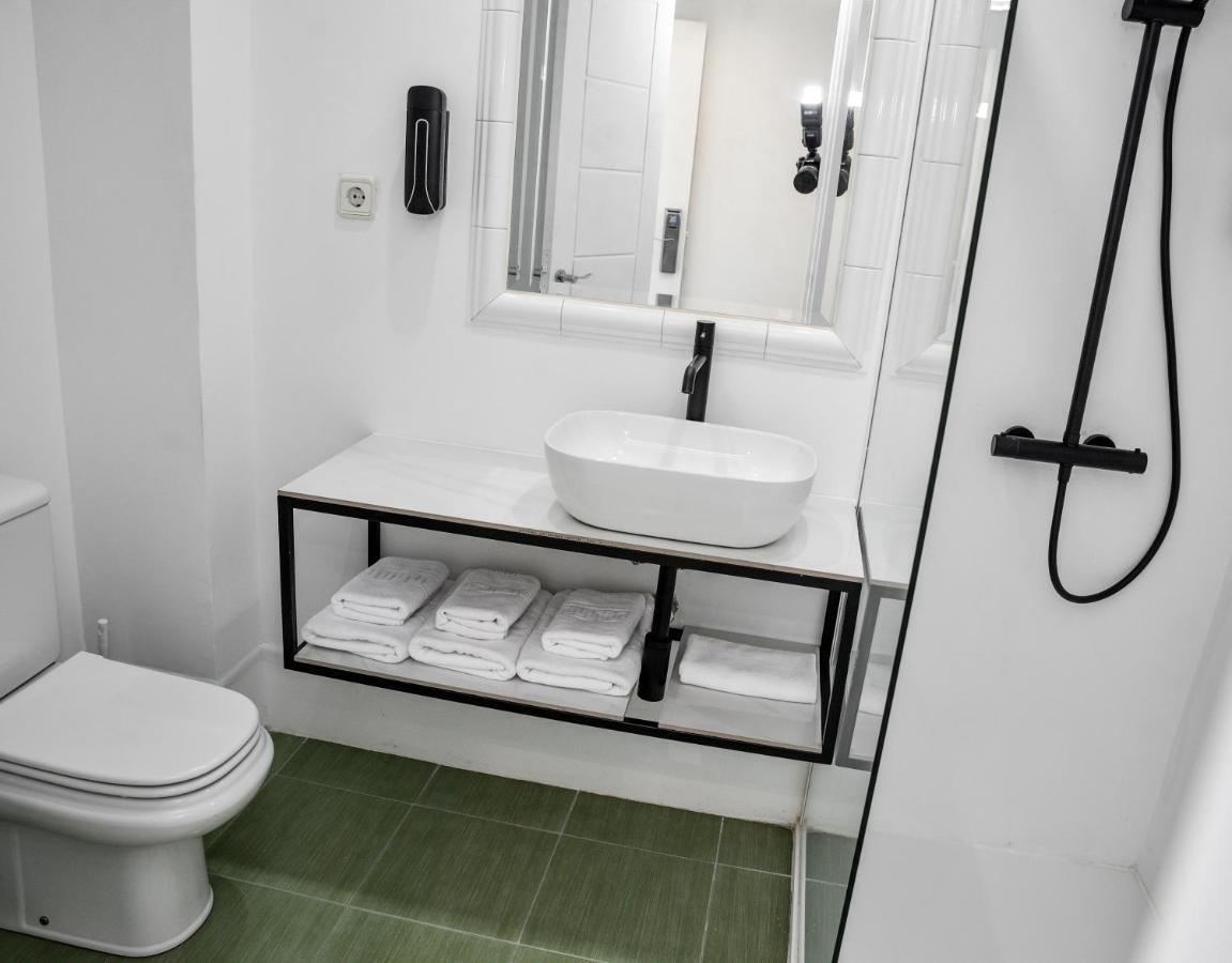 Hotel Chips Ferrol Narón Екстериор снимка