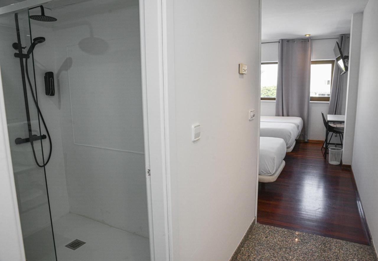 Hotel Chips Ferrol Narón Екстериор снимка