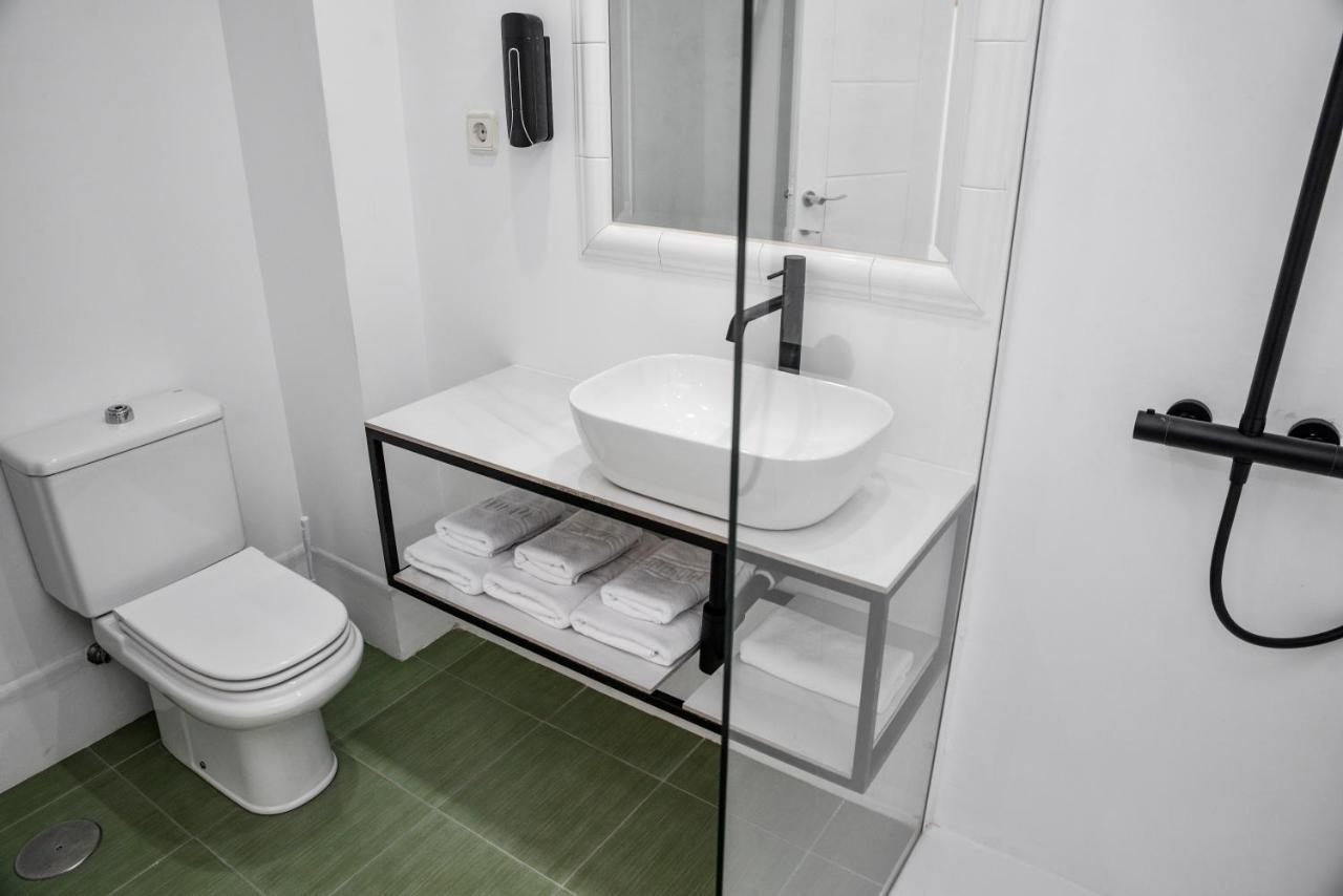 Hotel Chips Ferrol Narón Екстериор снимка