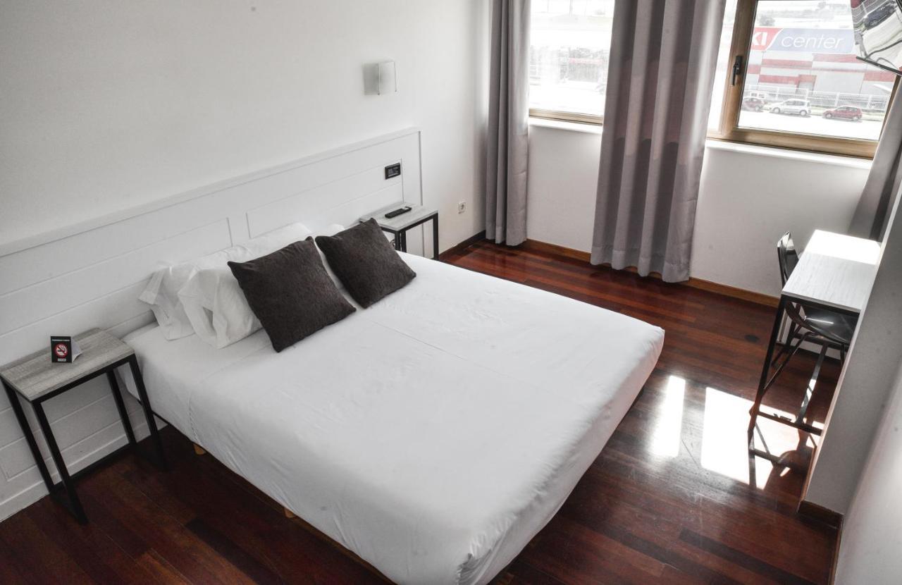Hotel Chips Ferrol Narón Екстериор снимка